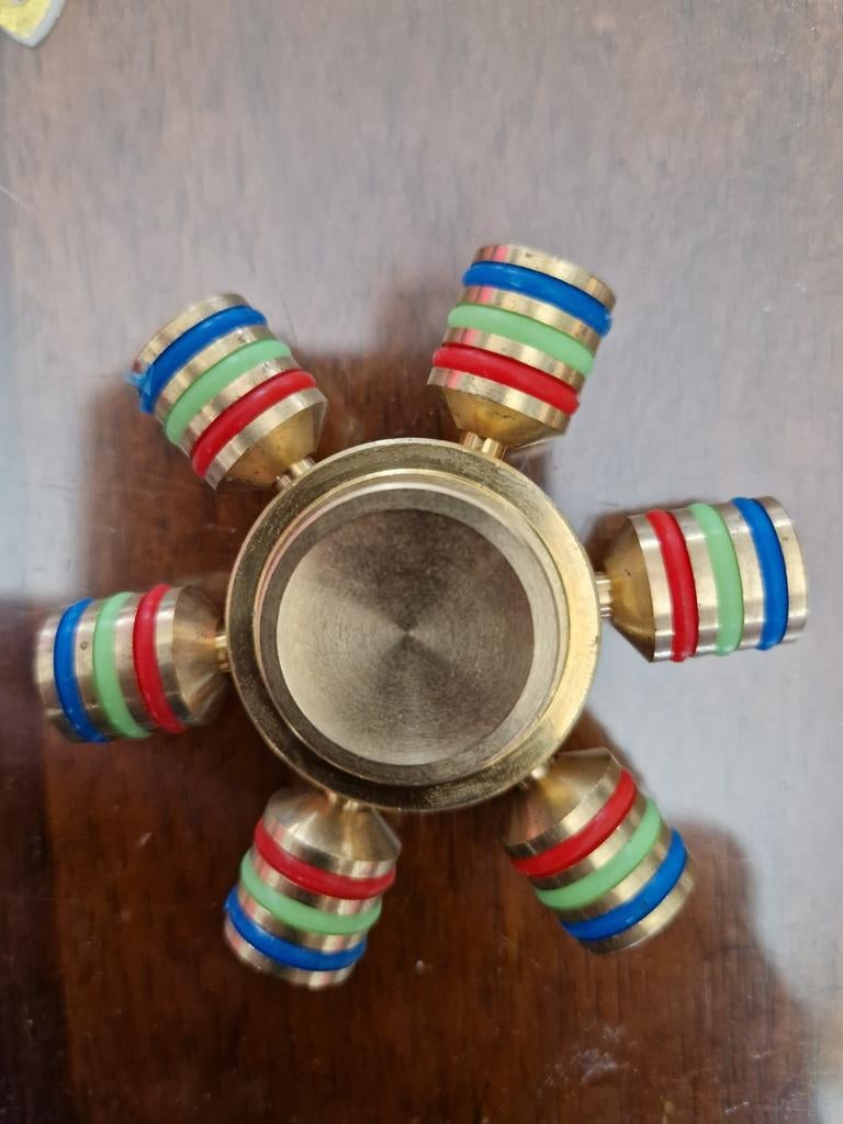 Gouden Fidget Spinner met Kleurrijke Ringen, Kinderen en Baby's, Speelgoed | Overig, Ophalen of Verzenden