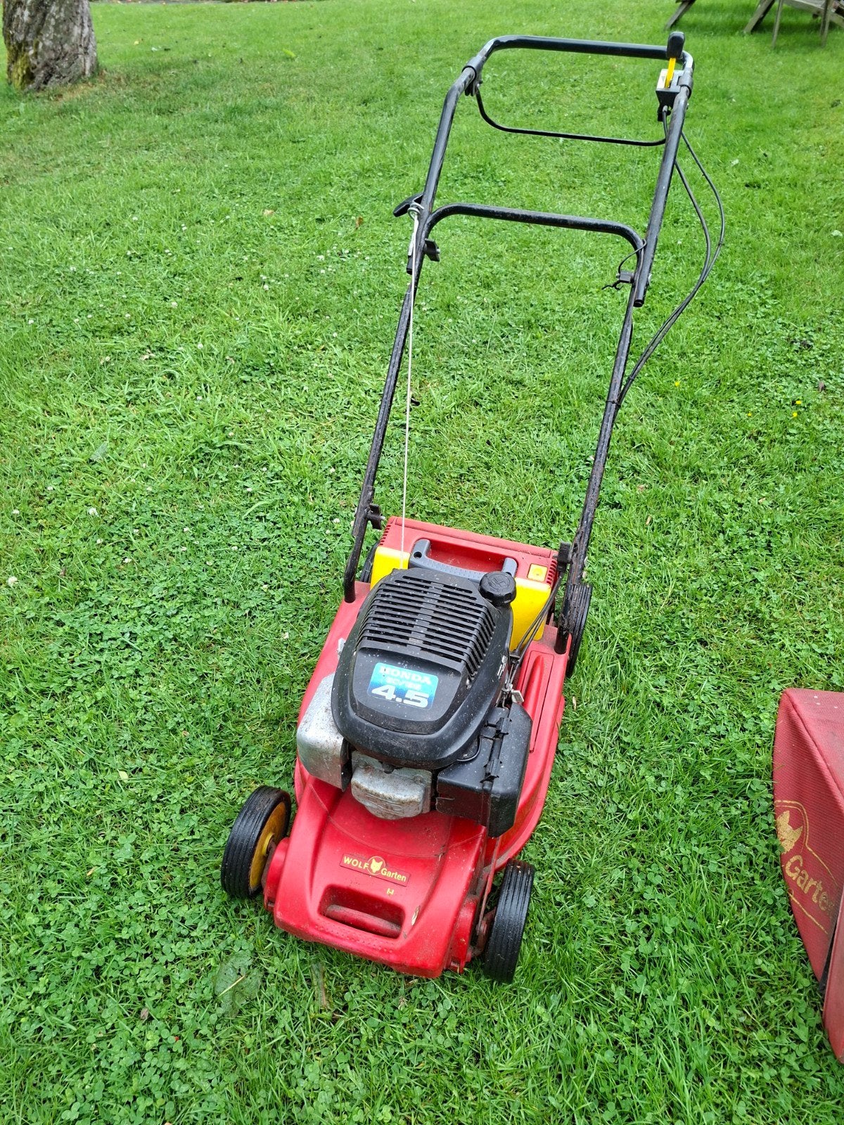 Wolf grasmaaier met Honda GCV135 4.5 motor en opvangbak, Ophalen, Gebruikt, Opvangbak, Benzine-grasmaaier