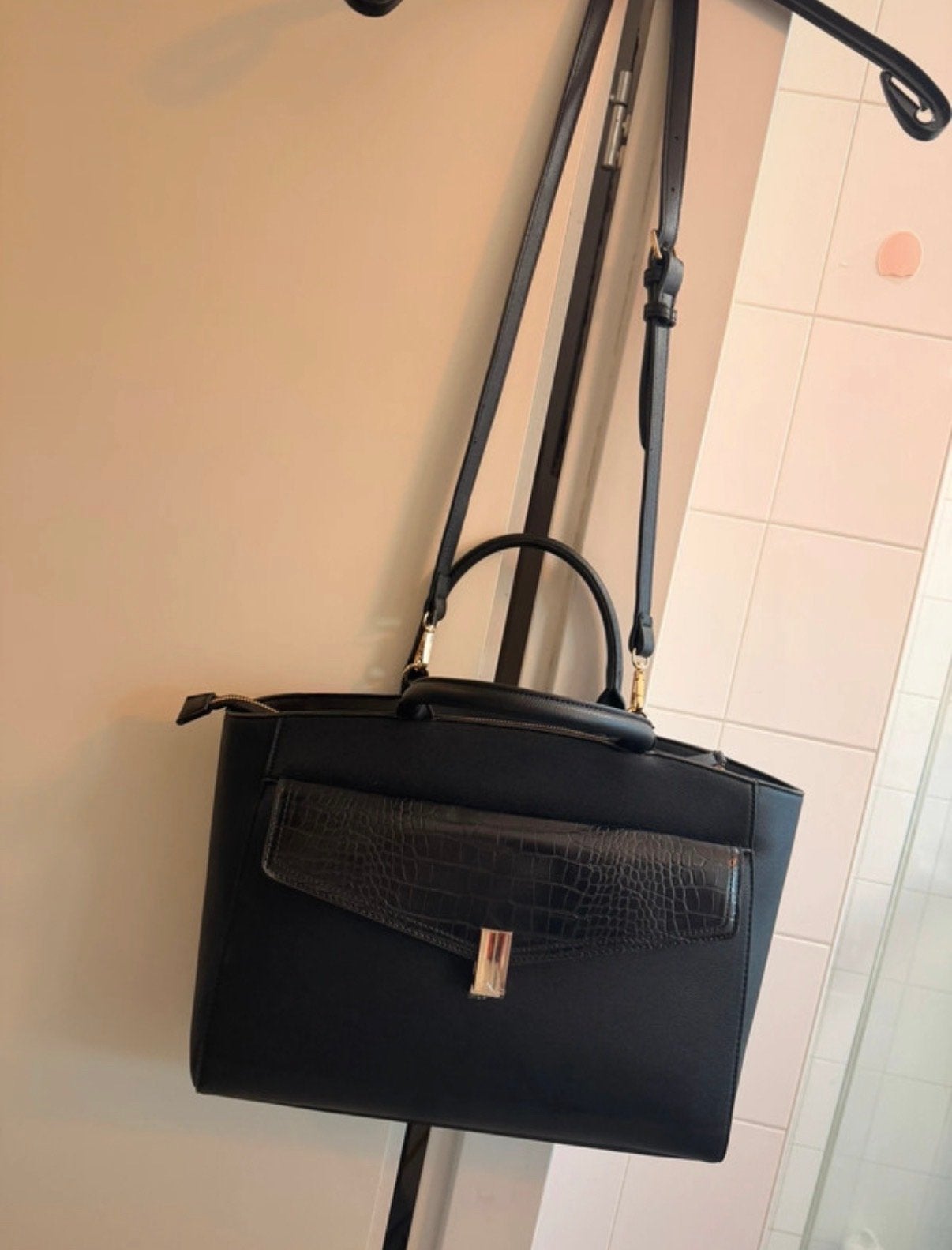 Zwarte handtas laptoptas met schouderband, Ophalen of Verzenden, Zo goed als nieuw, Zwart, Handtas