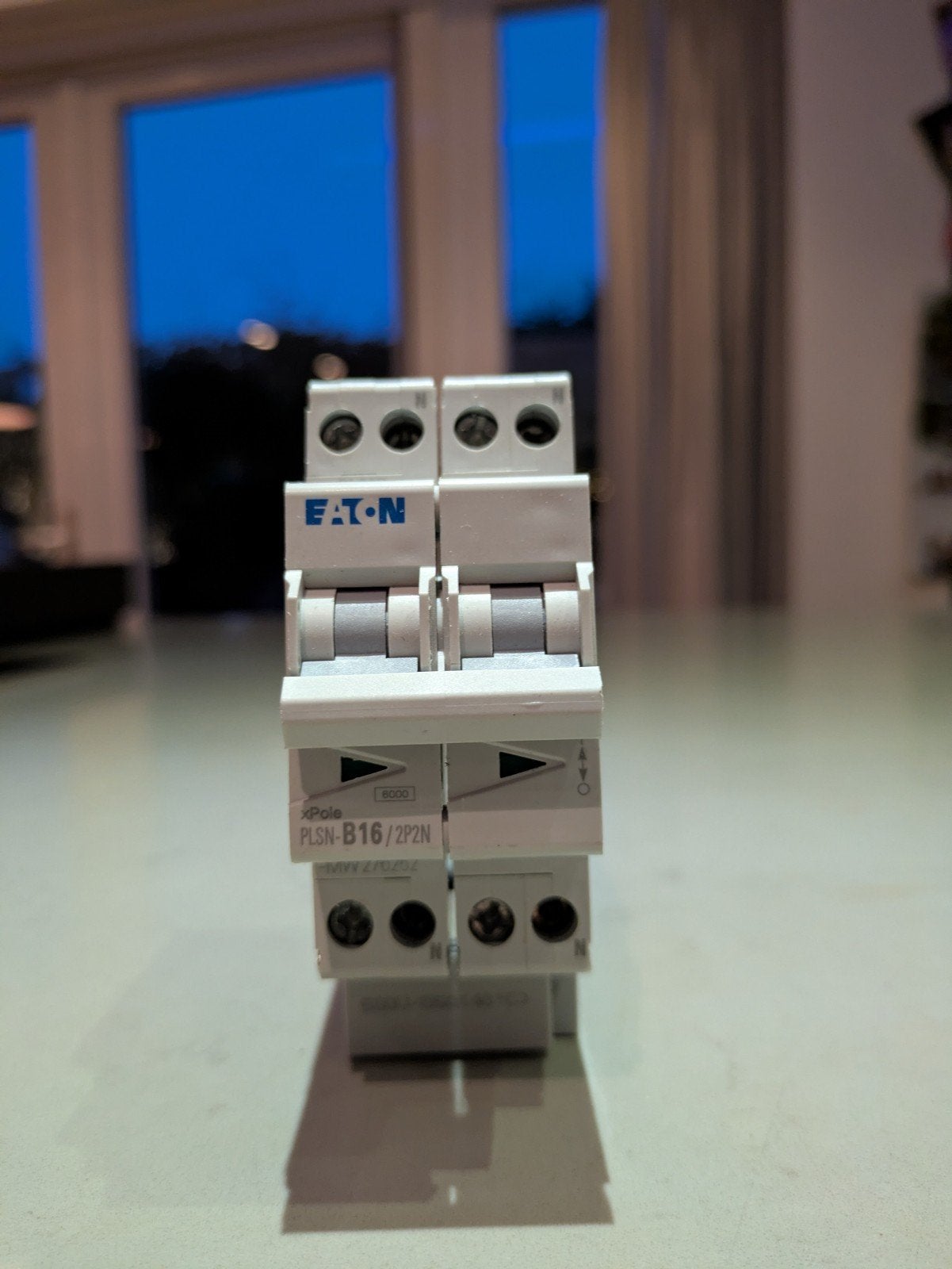 Eaton Fornuisgroep 2-polig + 2 nul 16A B-kar (PLSN-B16/2P2N), Ophalen of Verzenden, Zo goed als nieuw, Eaton, Installatieautomaat