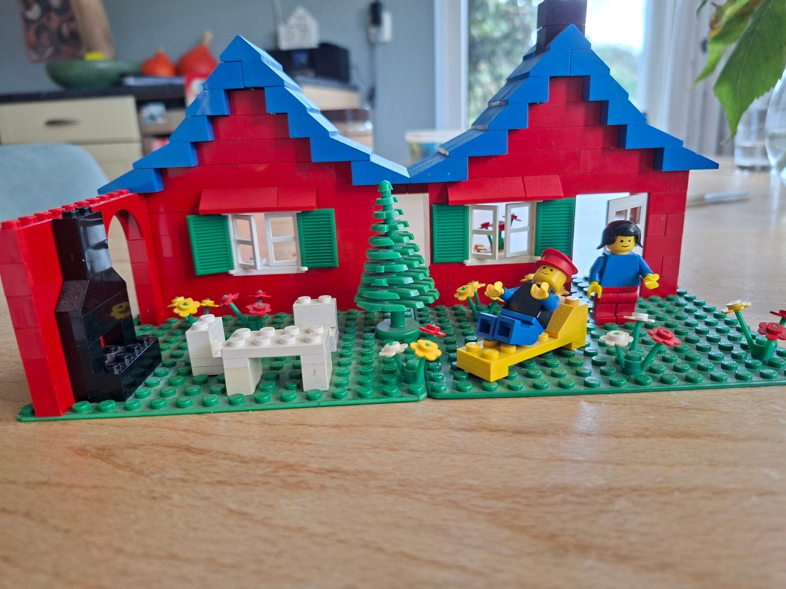 Lego huis, inklapbaar met scharnieren, Lego, Zo goed als nieuw, LEGOLAND, Complete set