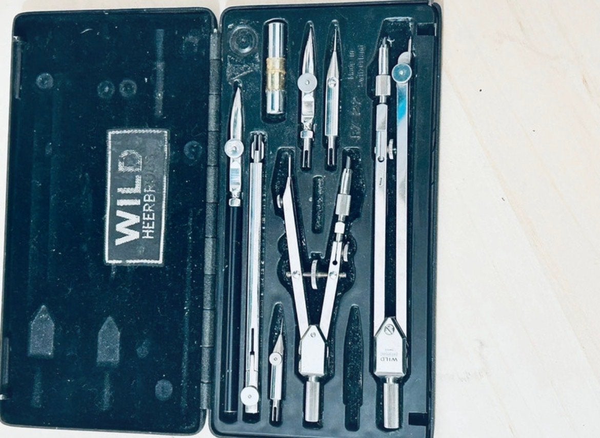 Wild Heerbrugg passer set - Vintage Zwitsers fabrikaat, Antiek en Kunst, Verzenden