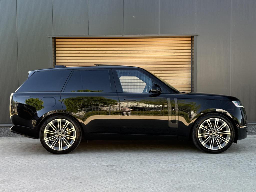 Land Rover Range Rover 4.4 P530 V8 Autobiography PANO|MASSAG, Automaat, Gebruikt, 4395 cc, Zwart