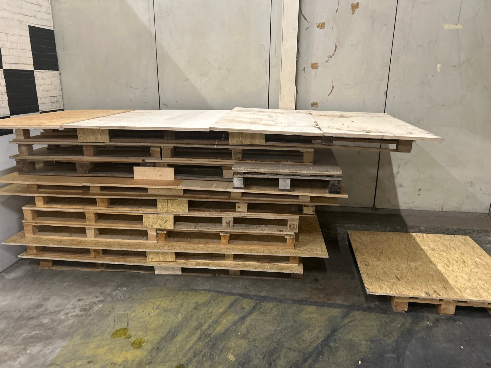 Partij pallets voor meubelvervoer - Veenendaal de Klomp, Doe-het-zelf en Verbouw, Hout en Planken, Ophalen of Verzenden