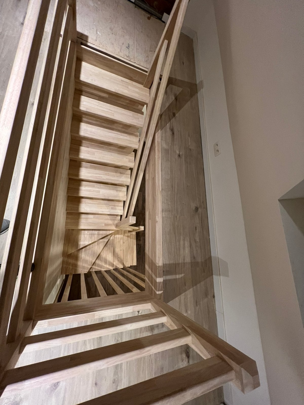Les escaliers sur-mesure, Ophalen of Verzenden, Zo goed als nieuw, Minder dan 2 meter