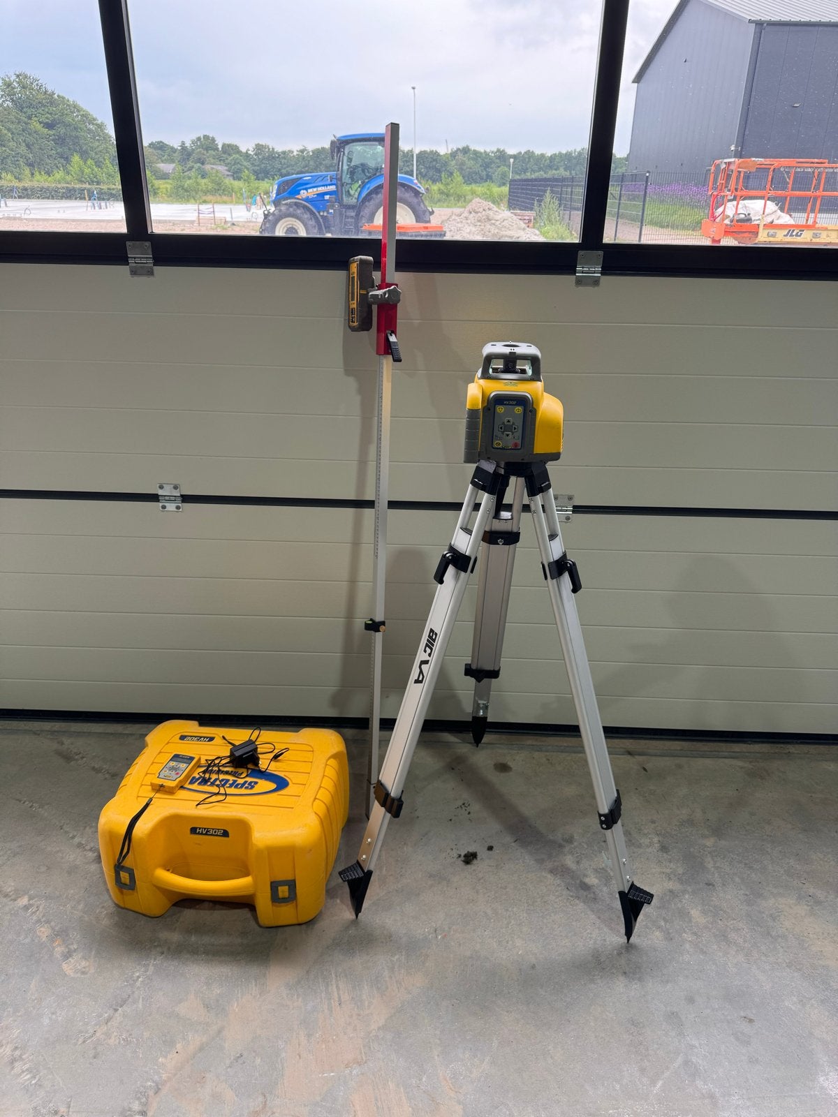 Spectra Precision HV302 Laser met statief en ontvanger, Ophalen, Gebruikt, Licht