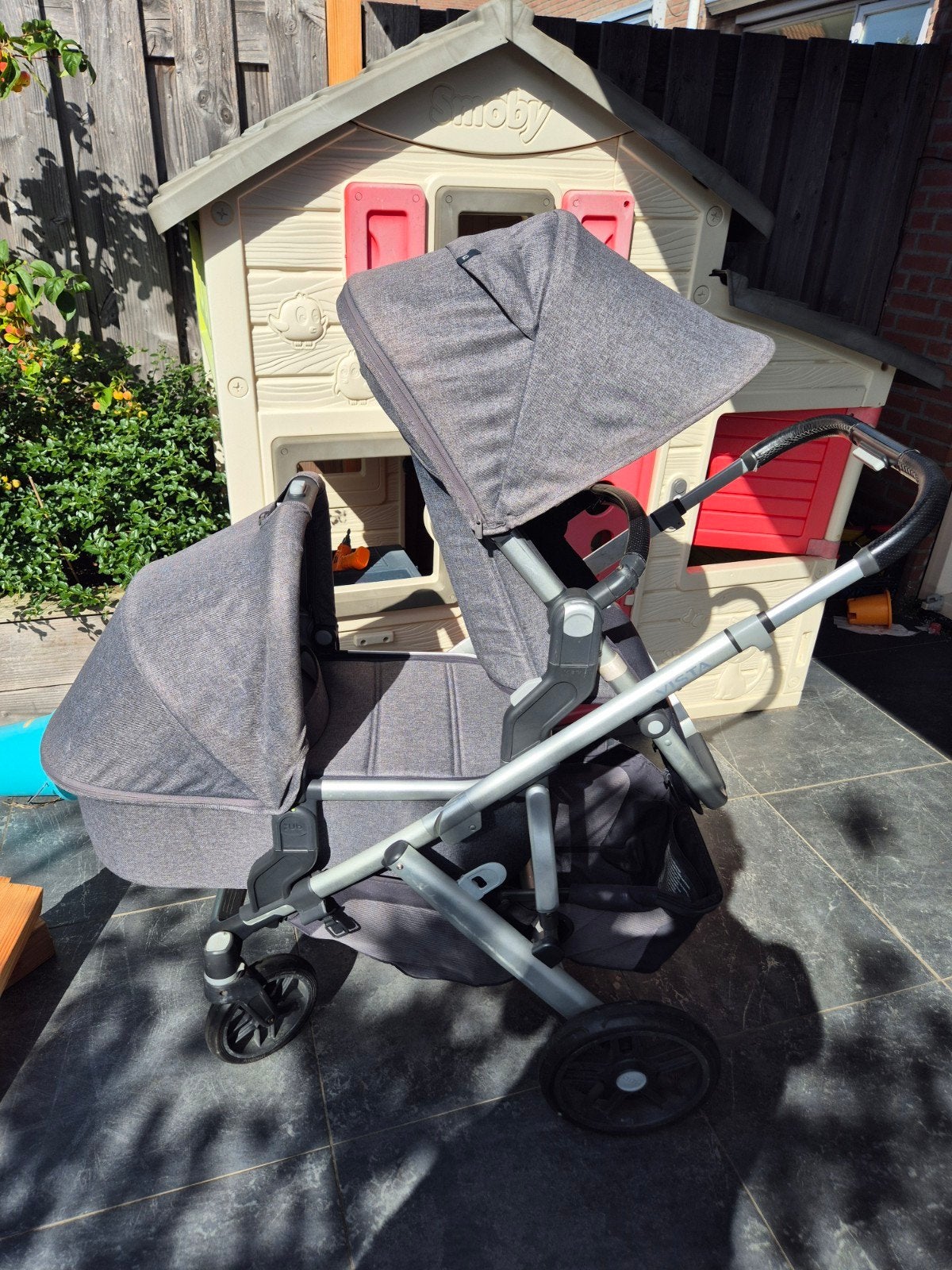 UPPAbaby Vista V2 met o a. aurosleepmatras en adapters, Gebruikt, Duowagen, Combiwagen, Ophalen