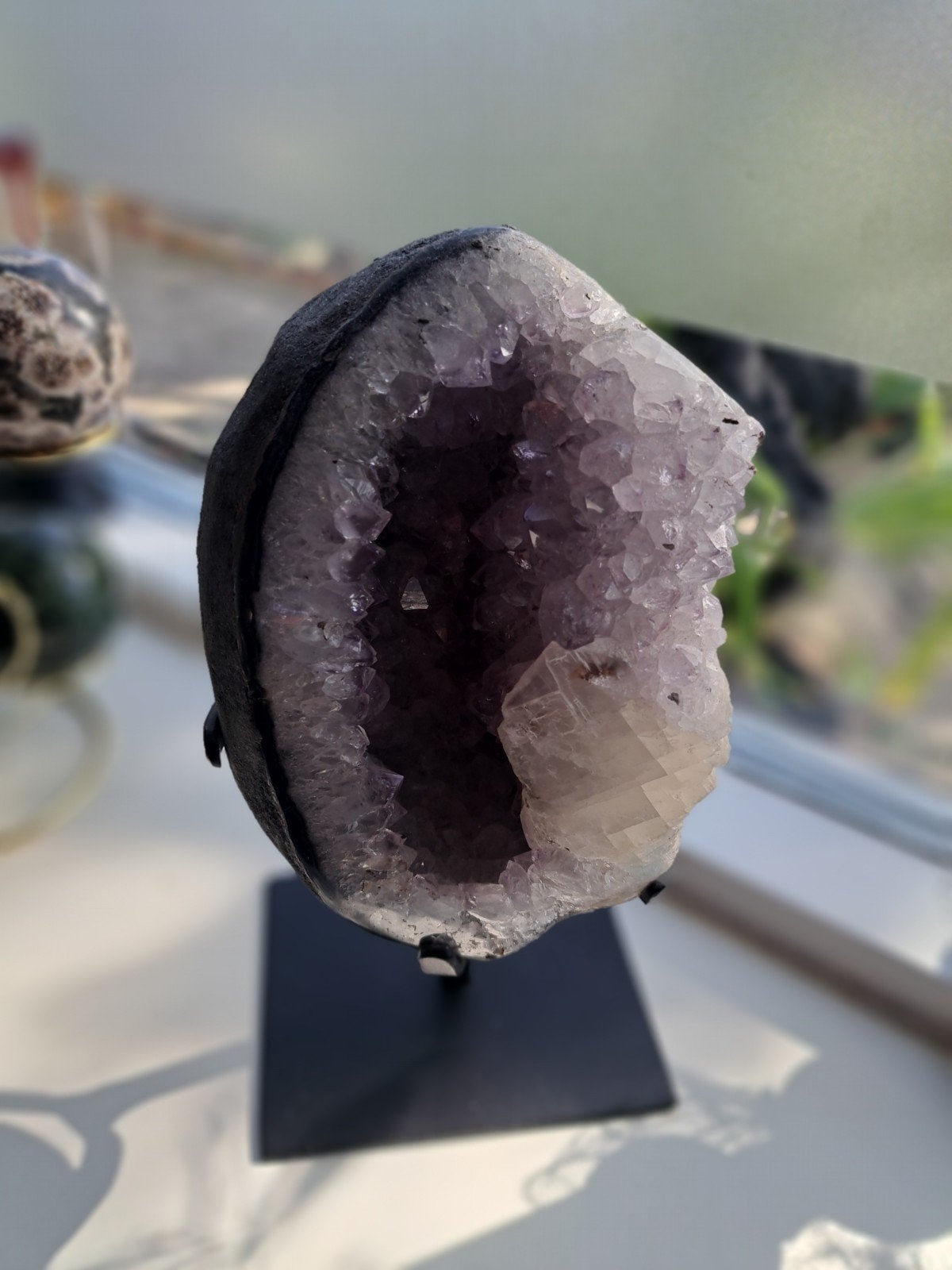 Amethist op standaard, Ophalen of Verzenden, Mineraal