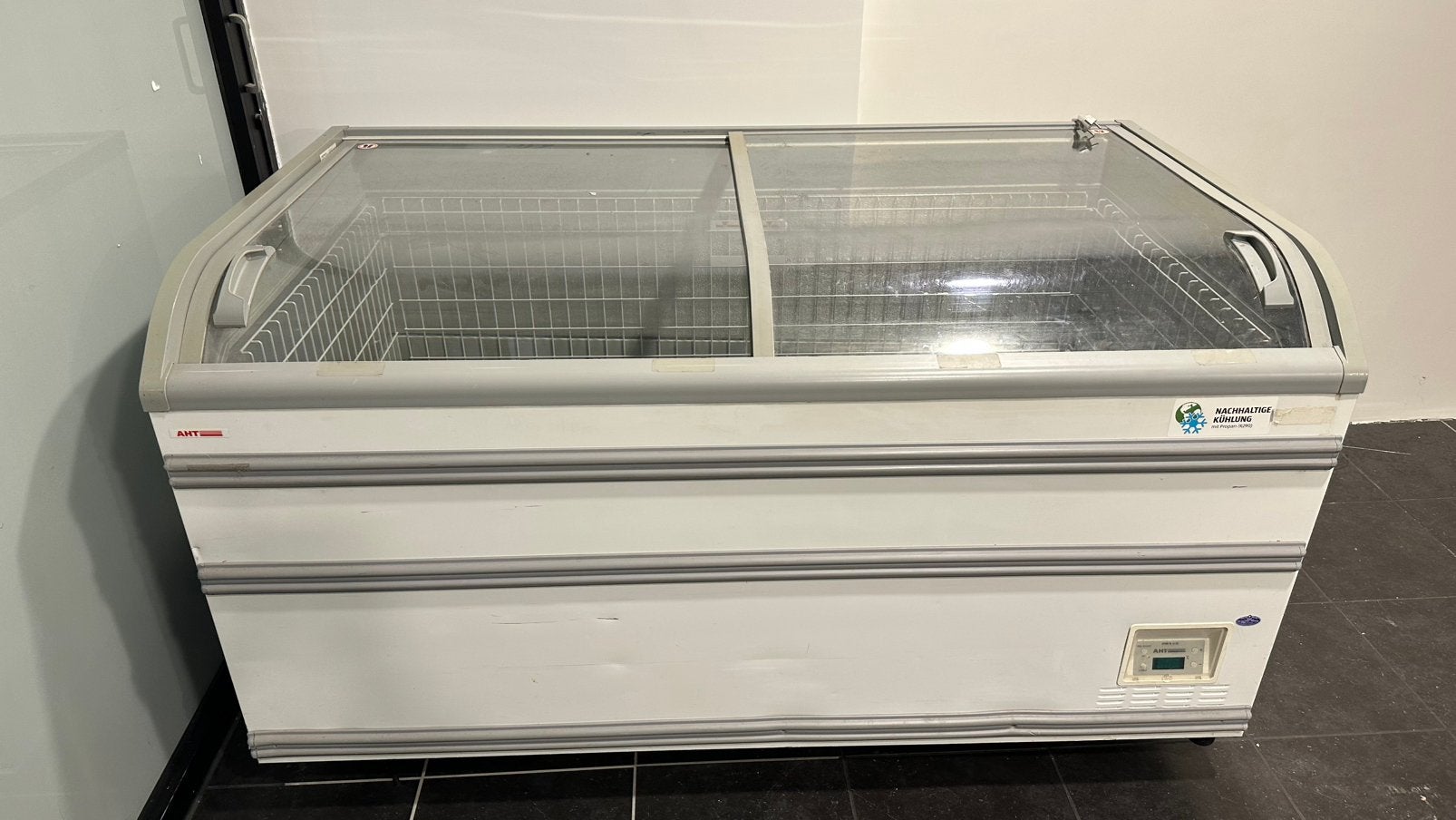AHT diepvries, Vrieskist, Gebruikt, 120 tot 140 cm, 90 cm of meer