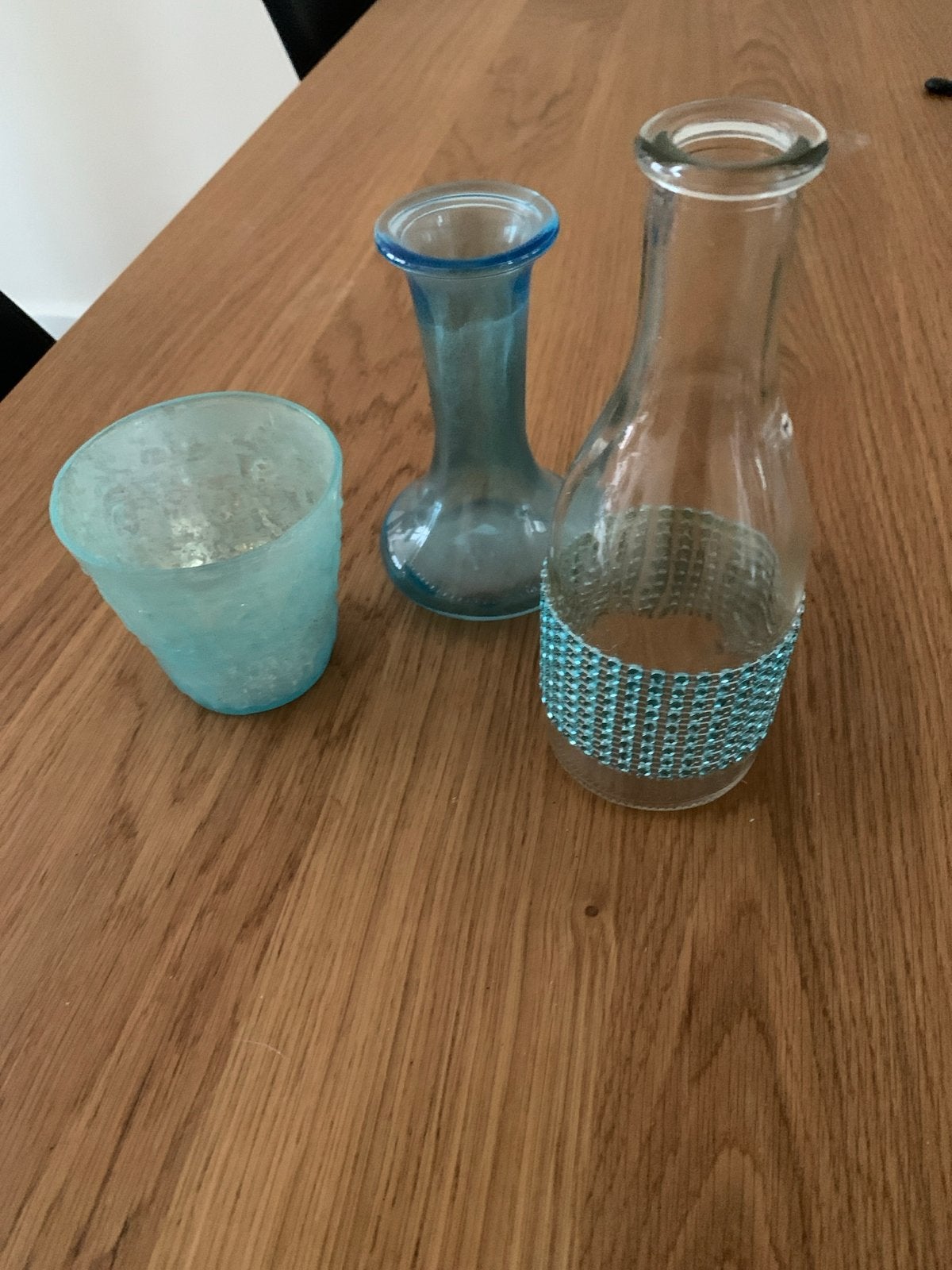Set van 3 glazen vazen/windlichten in blauwtinten, Gebruikt, Ophalen of Verzenden, Glas, Met patroon/structuur