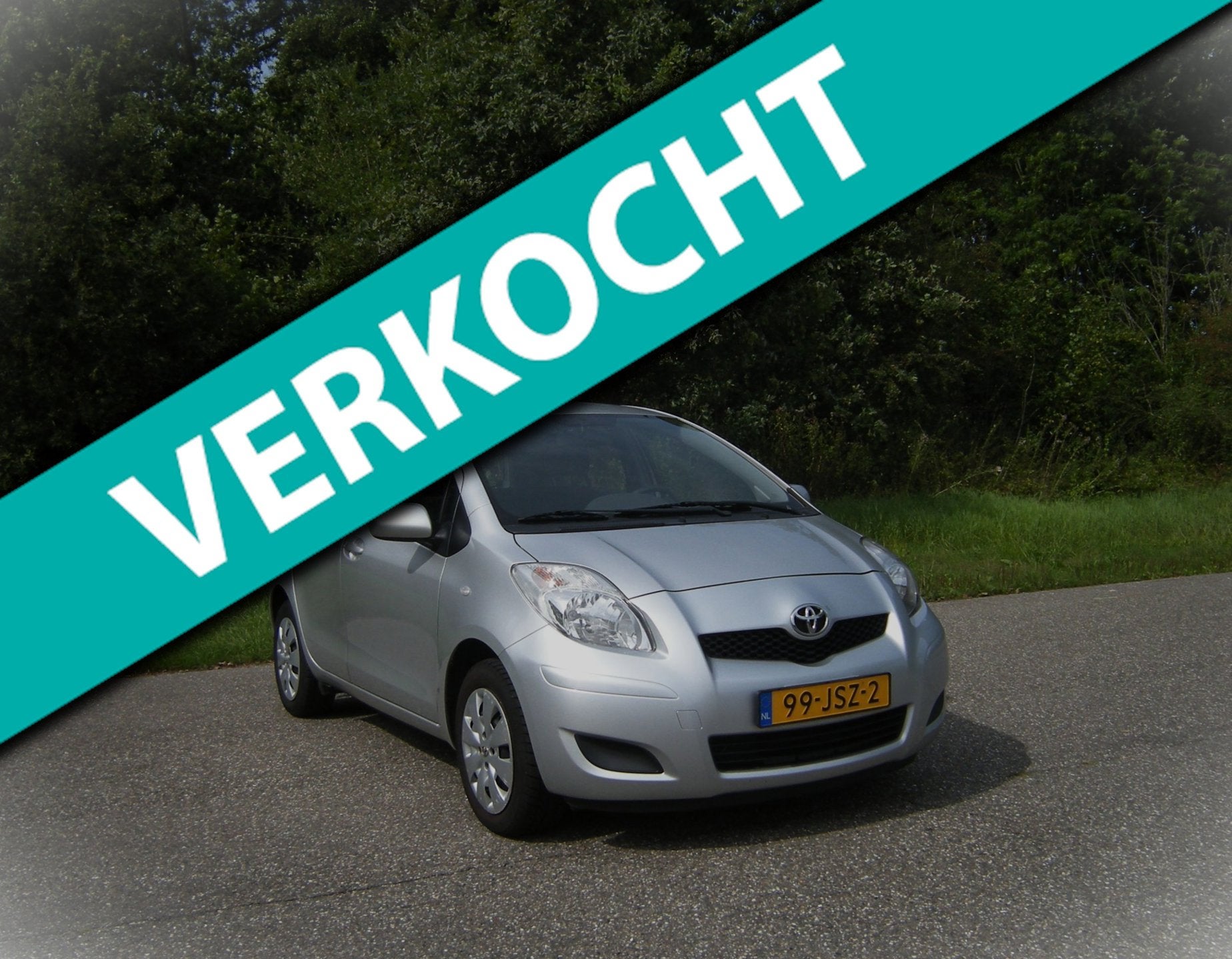 Toyota Yaris 1.3 VVTi Aspiration . 5 Deurs AUTOMAAT . Airco, Auto's, Dealer onderhouden, 4 cilinders, Bedrijf, 550 kg