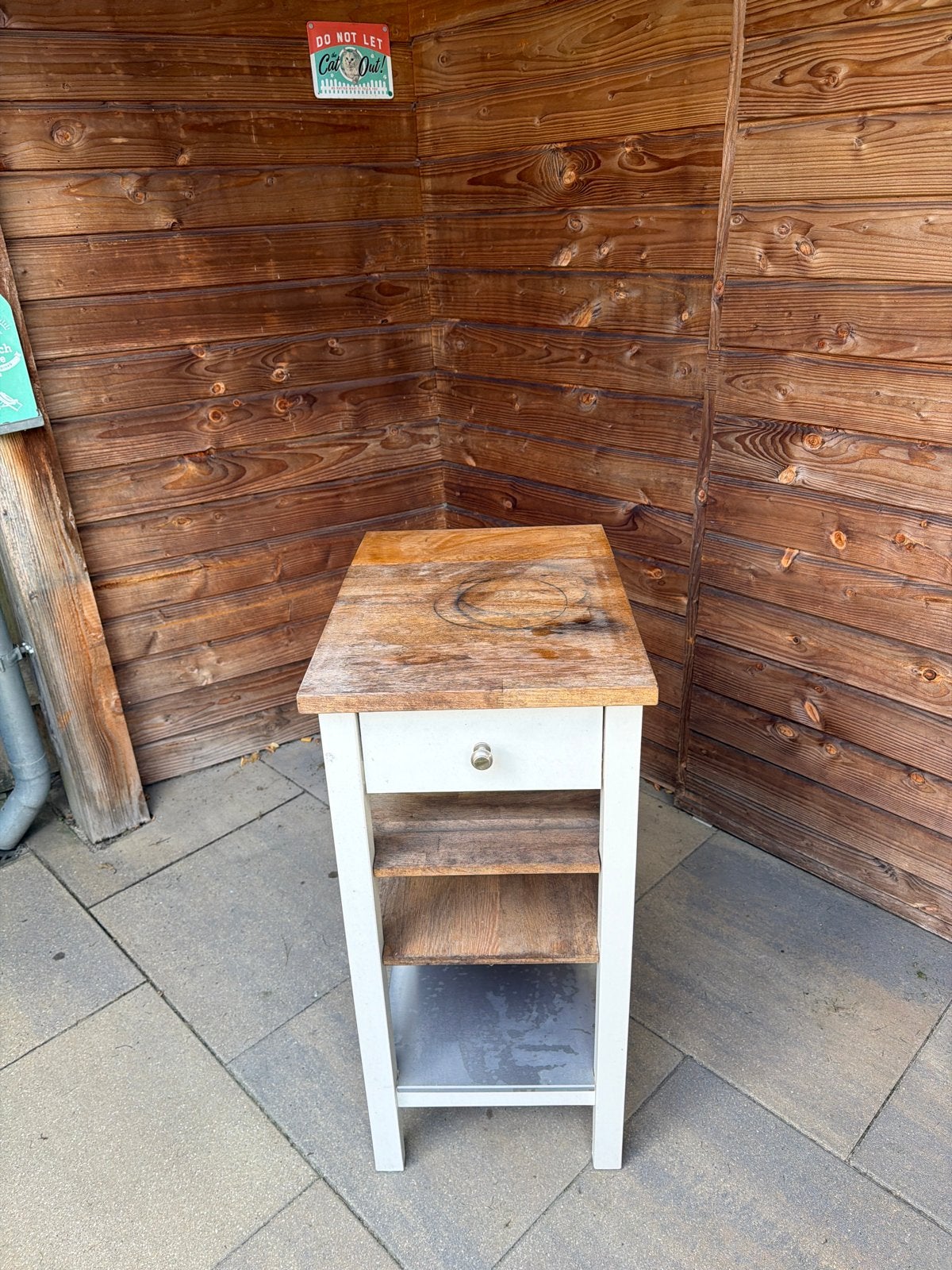 Houten bijzettafel met lade en planken, Ophalen, Minder dan 55 cm, Gebruikt, 60 cm of meer