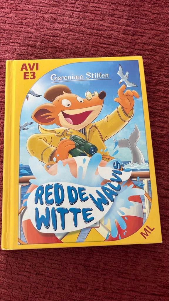 Geronimo Stilton - Red de witte walvis (AVI E3), Boeken, Ophalen of Verzenden, Zo goed als nieuw, Fictie algemeen