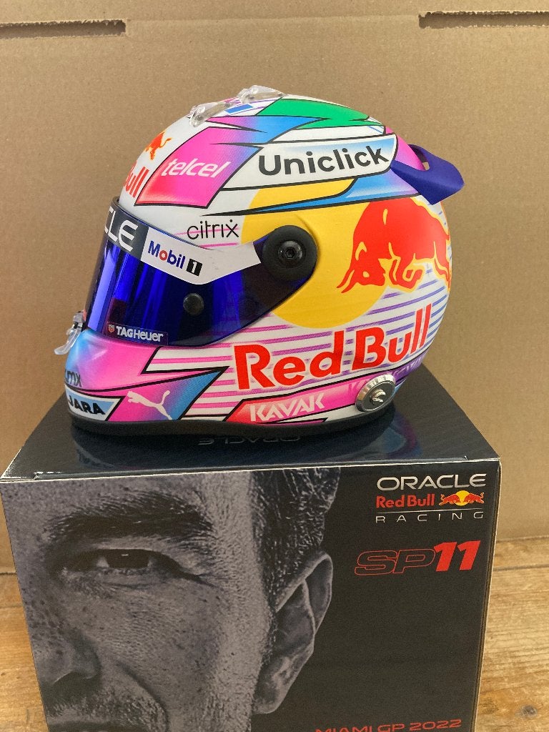 Sergio Perez 1:2 helm 2022 Miami GP Red Bull Schuberth, Verzamelen, Ophalen of Verzenden, Nieuw, Formule 1