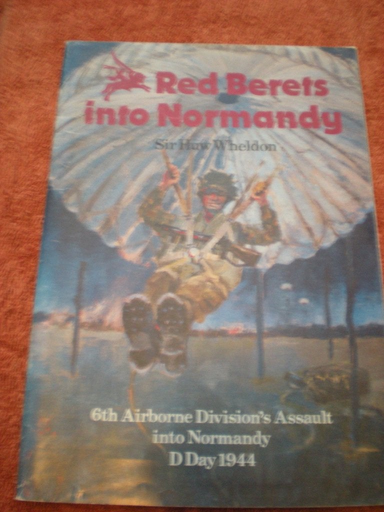 Red Berets into Normandy - D-Day 1944, Ophalen of Verzenden, Tweede Wereldoorlog, Gelezen, Sir Huw Wheldon