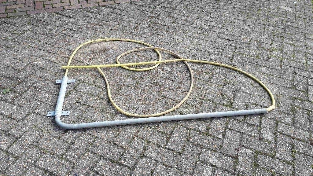 Draaiarm (galvaniseerd) voor slang wasplaats paarden, Ophalen, Zo goed als nieuw, Overige disciplines