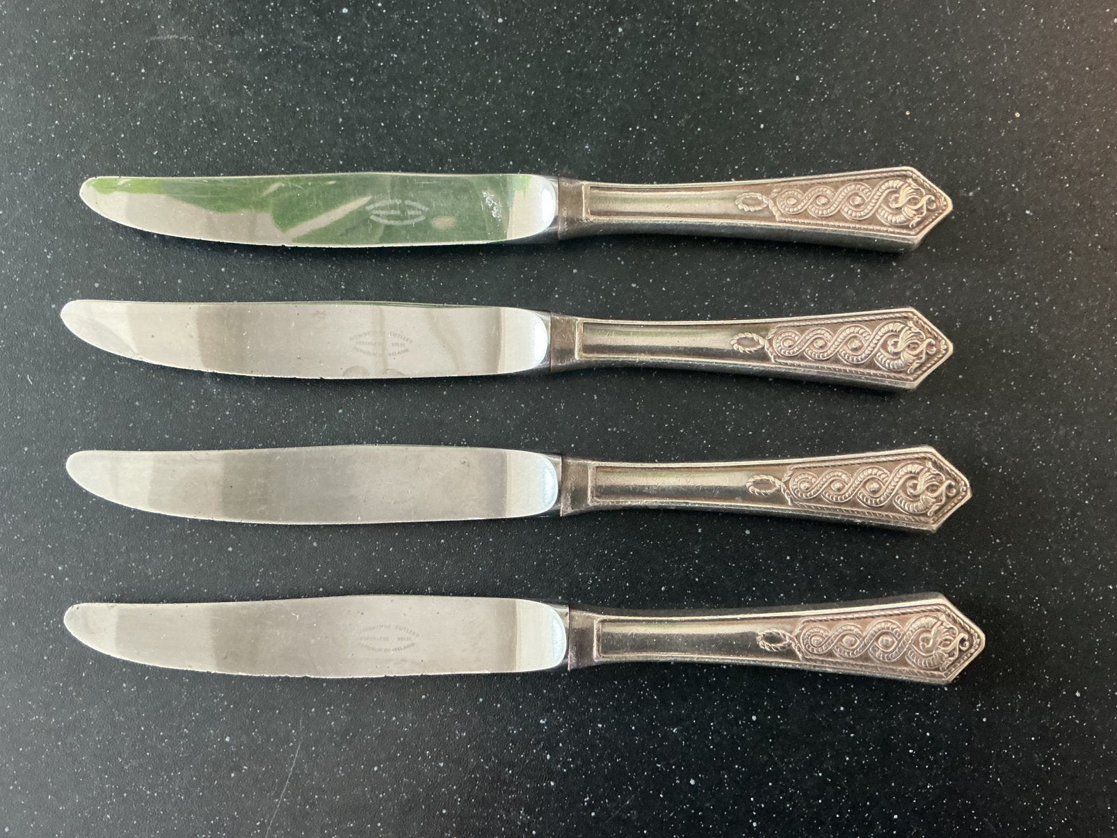 4 Vintage NEWBRIDGE CUTLERY Messen met Celtic Handvatten, Ophalen of Verzenden