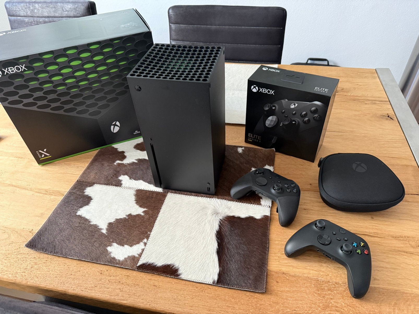 XBOX series X + XBOX Elite series 2 controller, Ophalen of Verzenden, Zo goed als nieuw