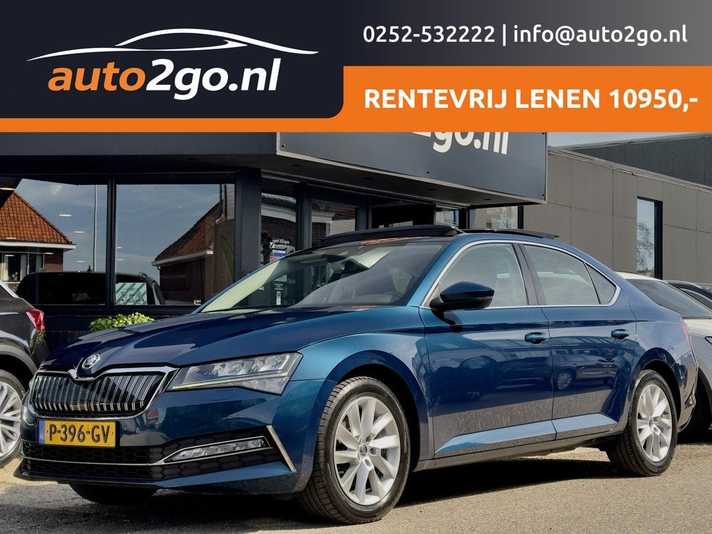 Skoda Superb 1.4 TSI iV AUT6 EDITION PLUS PANODAK LEDER NAVI, Gebruikt, Euro 6, Blauw, Leder en Stof