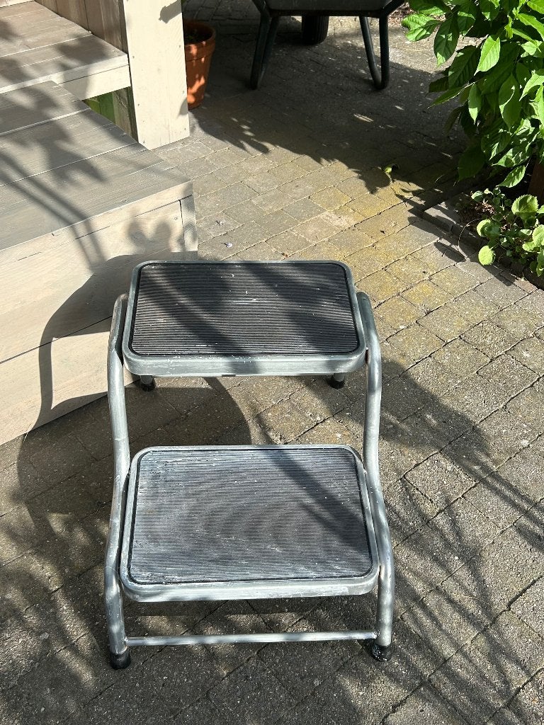 Opstapkrukje 2 treden, Ophalen, Gebruikt