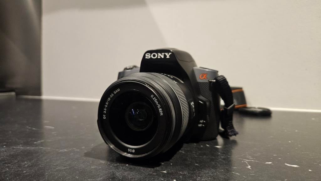 Sony 330, Audio, Tv en Foto, Fotocamera's Digitaal, Ophalen, Zo goed als nieuw, Sony, 8 keer of meer