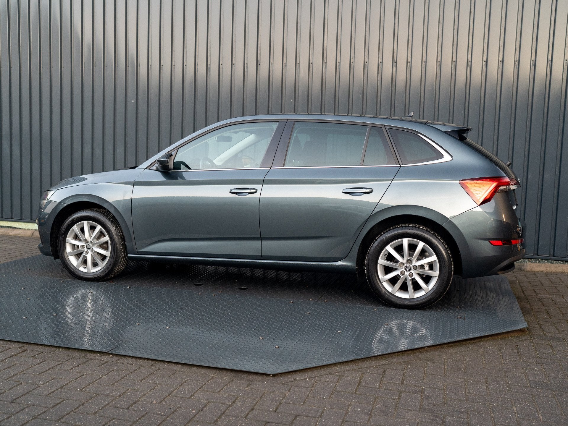 Skoda Scala 1.0 TSI Style | Stoelverwarming | Apple Carplay/, Auto's, Skoda, Scala, Gebruikt, 49 €/maand, 600 kg
