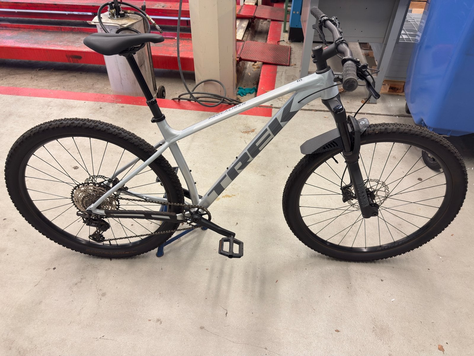 Trek Procaliber 8 2025 Mountainbike Maat L, Ophalen, Zo goed als nieuw, Meer dan 20 versnellingen, Overige merken