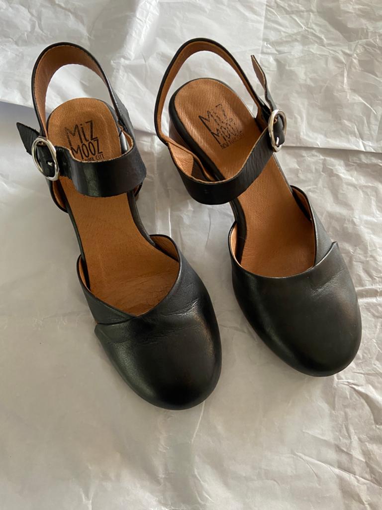 Miz Mooz supercomfi zwarte leren pumps/sandalen - Maat 38, Schoenen met lage hakken, Verzenden, Zwart, Nieuw