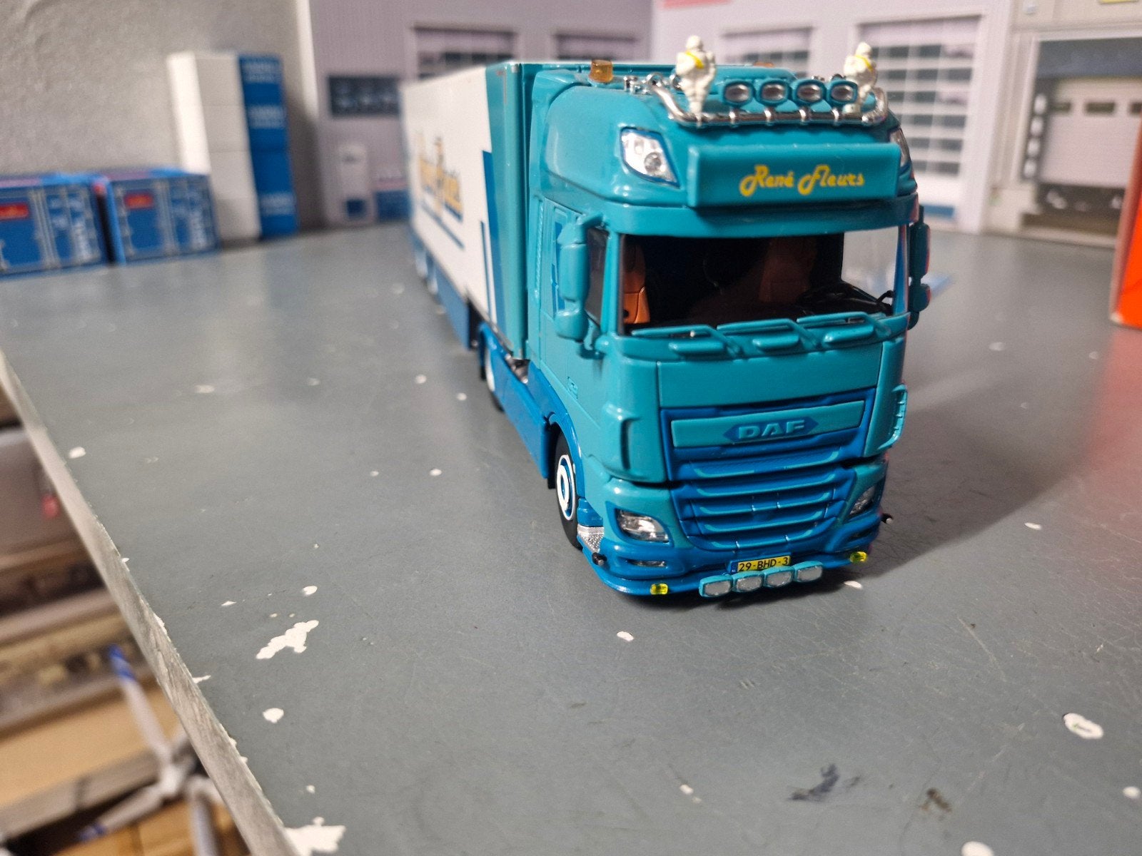daf XF met bloemen trailer rene fleurs tekno, Ophalen of Verzenden