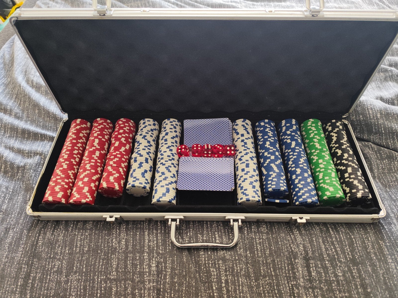 Complete Pokerset in Aluminium Koffer - Zo goed als nieuw, Drie of vier spelers, Ophalen of Verzenden, Zo goed als nieuw