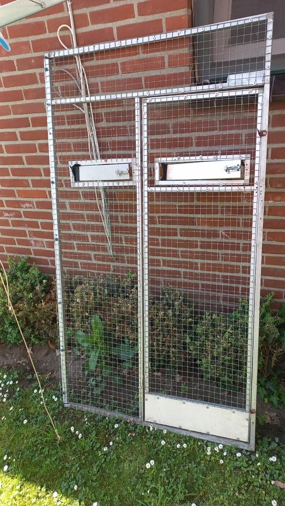 3 gr deuren   met voederpl   3 baks, Dieren en Toebehoren, Ophalen of Verzenden, Aluminium, Volière