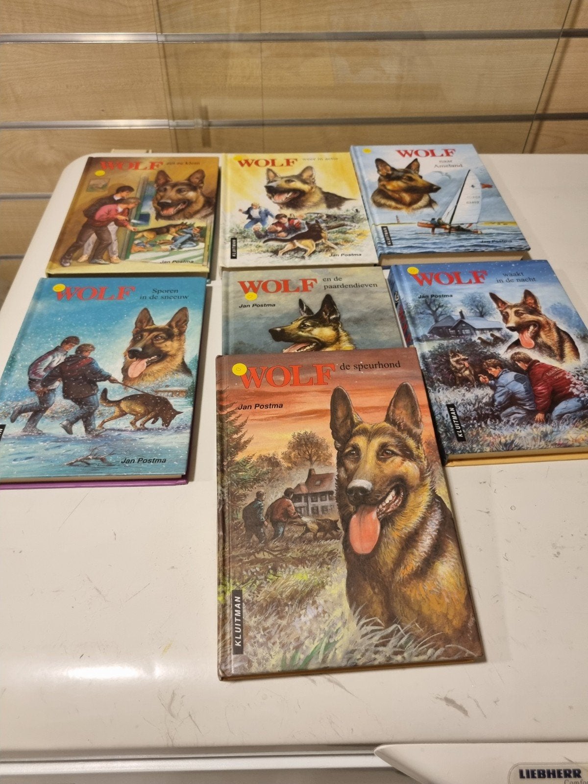 Serie Wolf. 13 kinderboeken., Ophalen of Verzenden, Gelezen