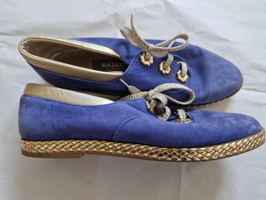 Sneakers, flats. BALLY. JALLUT. Nieuwstaat. 100 % origineel., Kleding | Dames, Schoenen, Overige kleuren, Ophalen of Verzenden