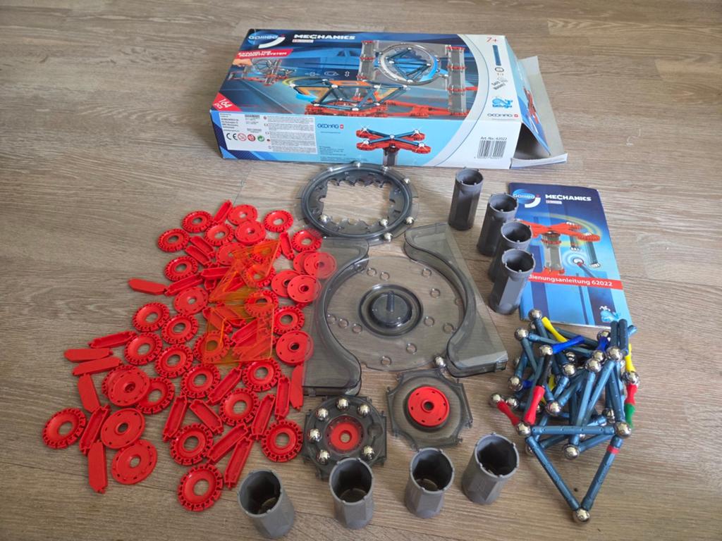 mechanics, magnetische bouwdelen, Ophalen
