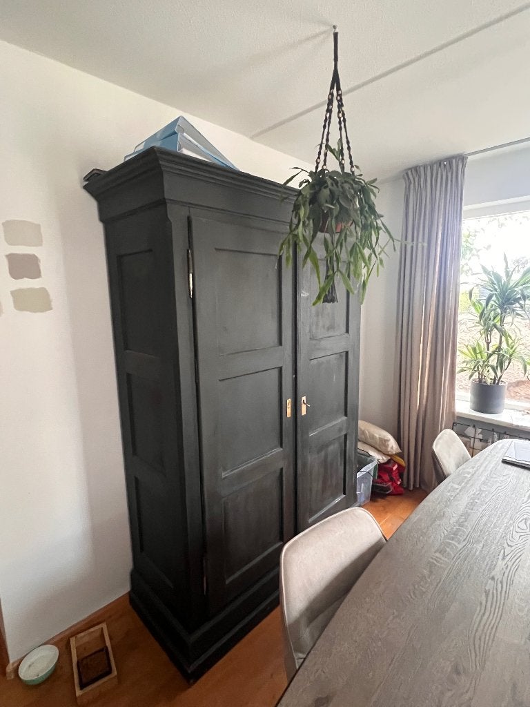 Biedermeier kast, Ophalen