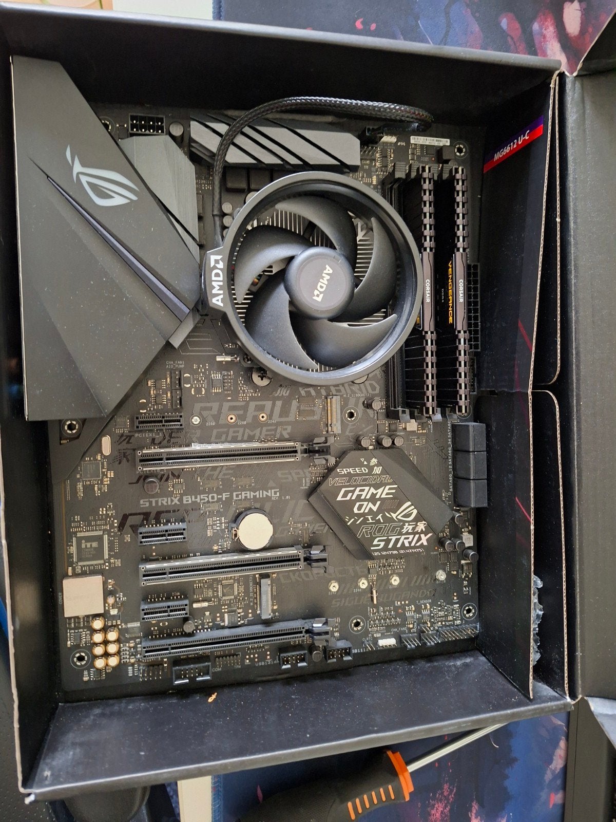AMD Ryzen 5 5600G Processor 16gb ram ASUS ROG Strix B450-F G, Computers en Software, Ophalen, 6-core, AMD Ryzen 5 5600G, 3 tot 4 Ghz