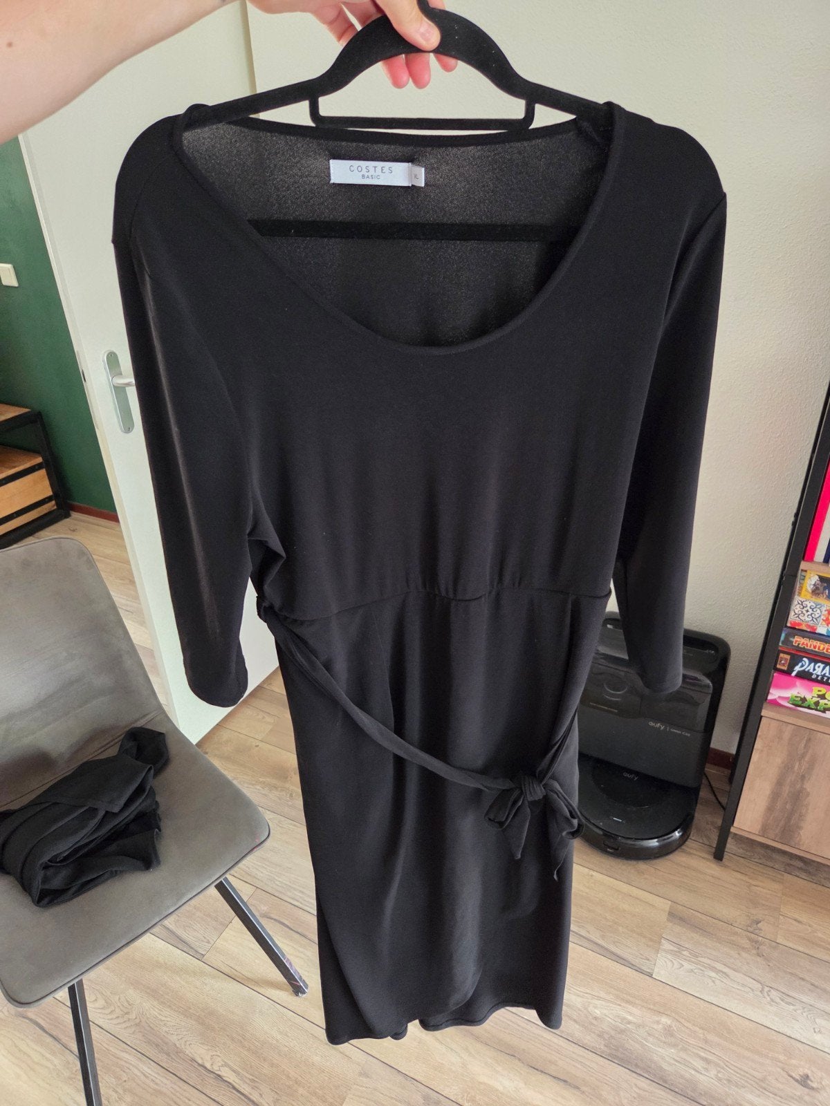 Zwarte Costes midi jurk met overslag maat XL, Costes Basic, Zwart, Maat 46/48 (XL) of groter, Ophalen of Verzenden
