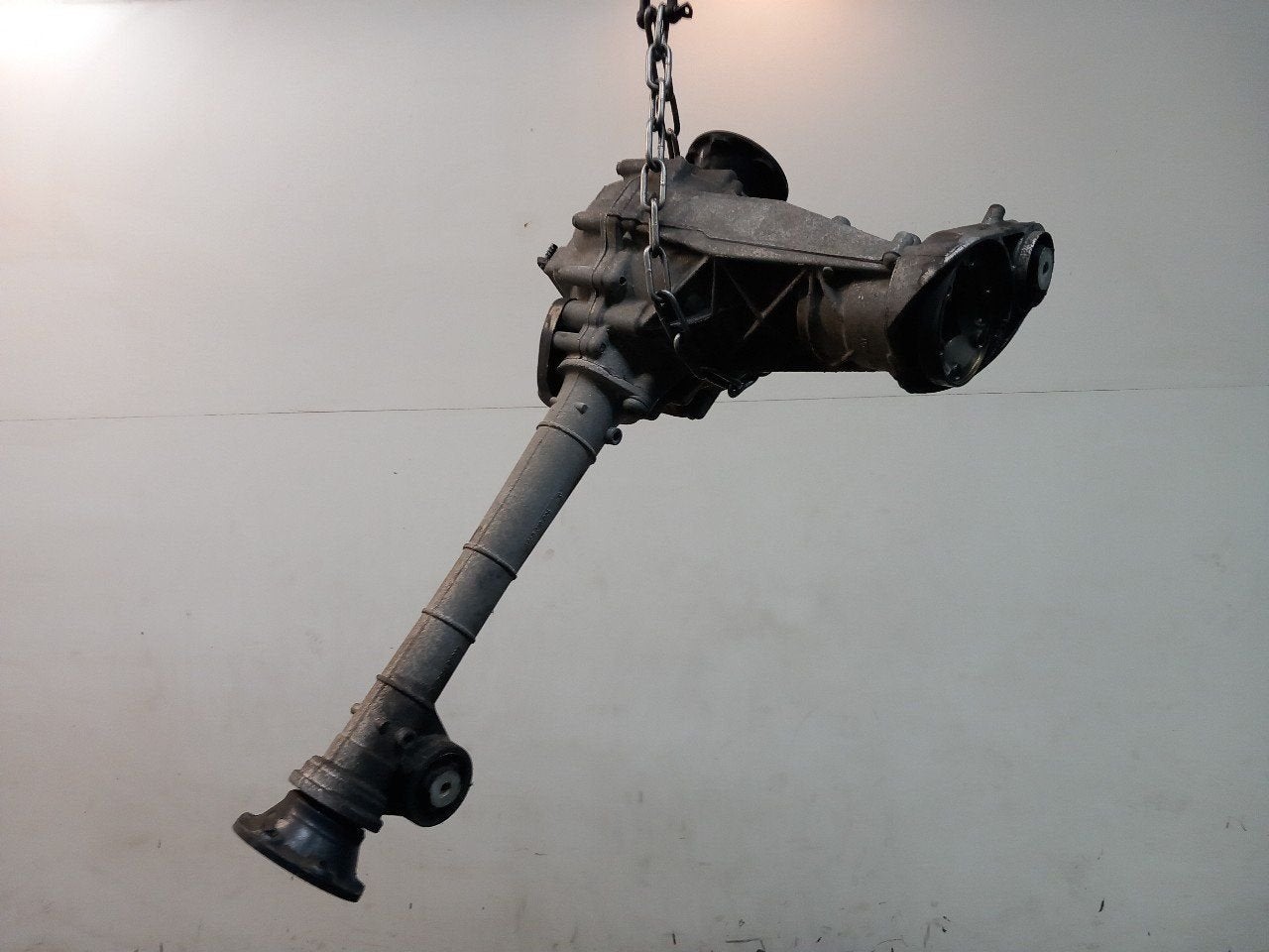 Cardan voor Porsche Cayenne, Onderdelen@venauto.nl, Van der Ven Autorecycling B.V., Gebruikt, Ettenseweg 76, 4706 PB Roosendaal, The Netherlands