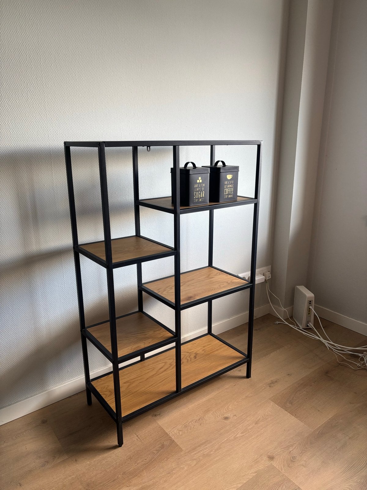 Stijlvolle industriële boekenkast met houten planken, Huis en Inrichting, Kasten | Boekenkasten, Ophalen, Met plank(en), 50 tot 100 cm