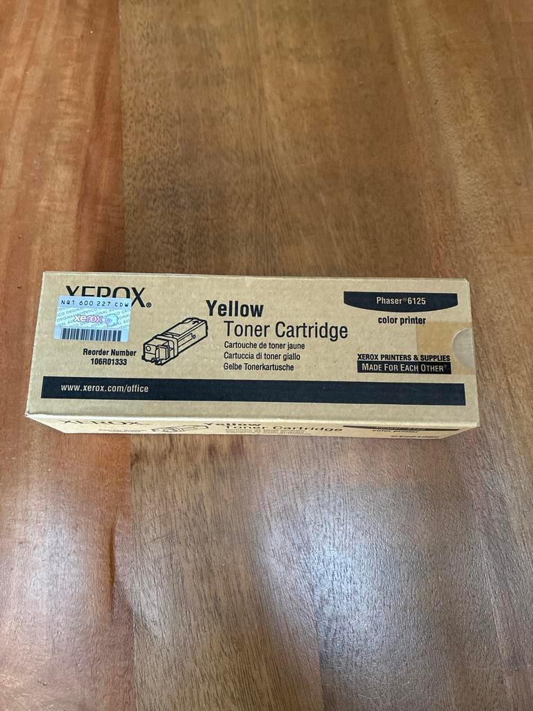 Xerox Phaser 6125 Gele Toner Cartridge 106R01333, Computers en Software, Printerbenodigdheden, Ophalen of Verzenden, Nieuw, Cartridge
