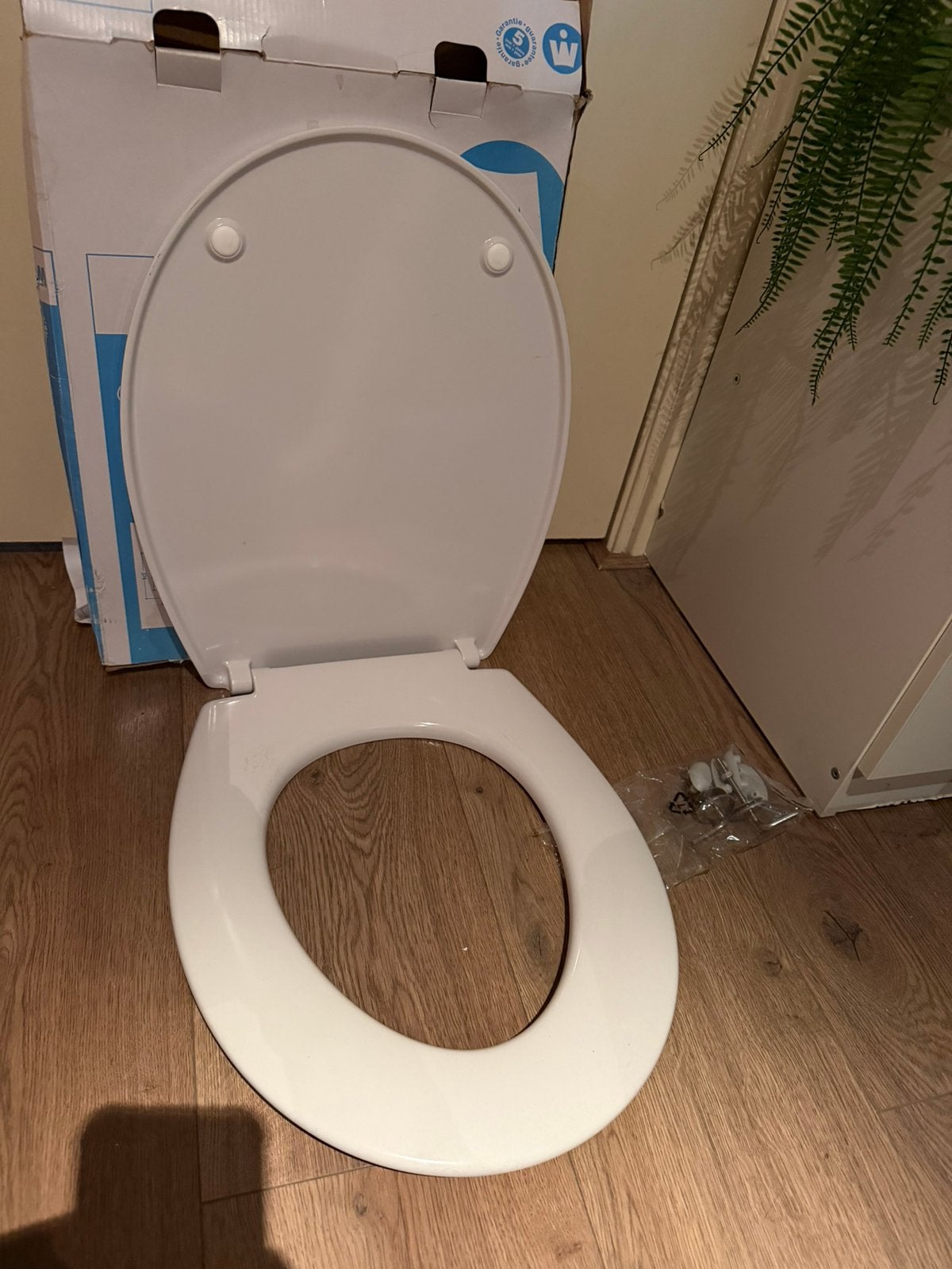 2x Nieuwe WISA Toiletbril / Wc-bril (1 nieuw met doos), Ophalen of Verzenden, Nieuw, Rvs, Toilet