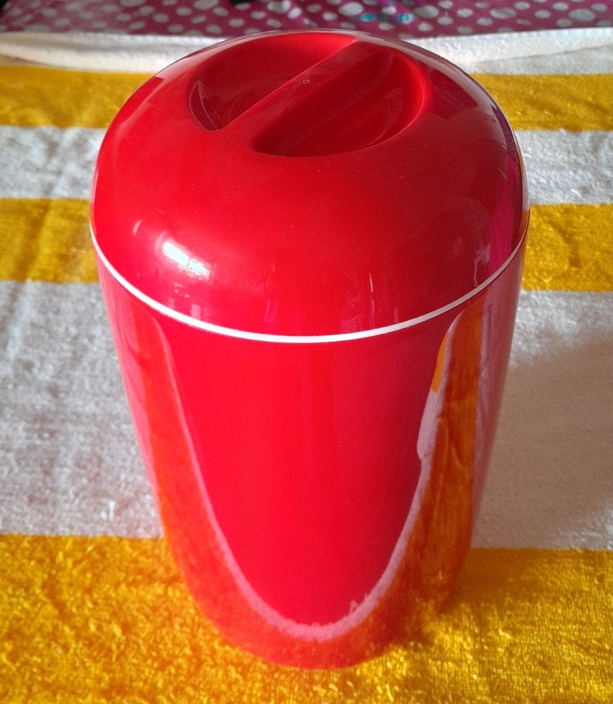 Yoghurt maker zo goed als nieuw, Huis en Inrichting, Ophalen, Overige typen, Zo goed als nieuw, Rood