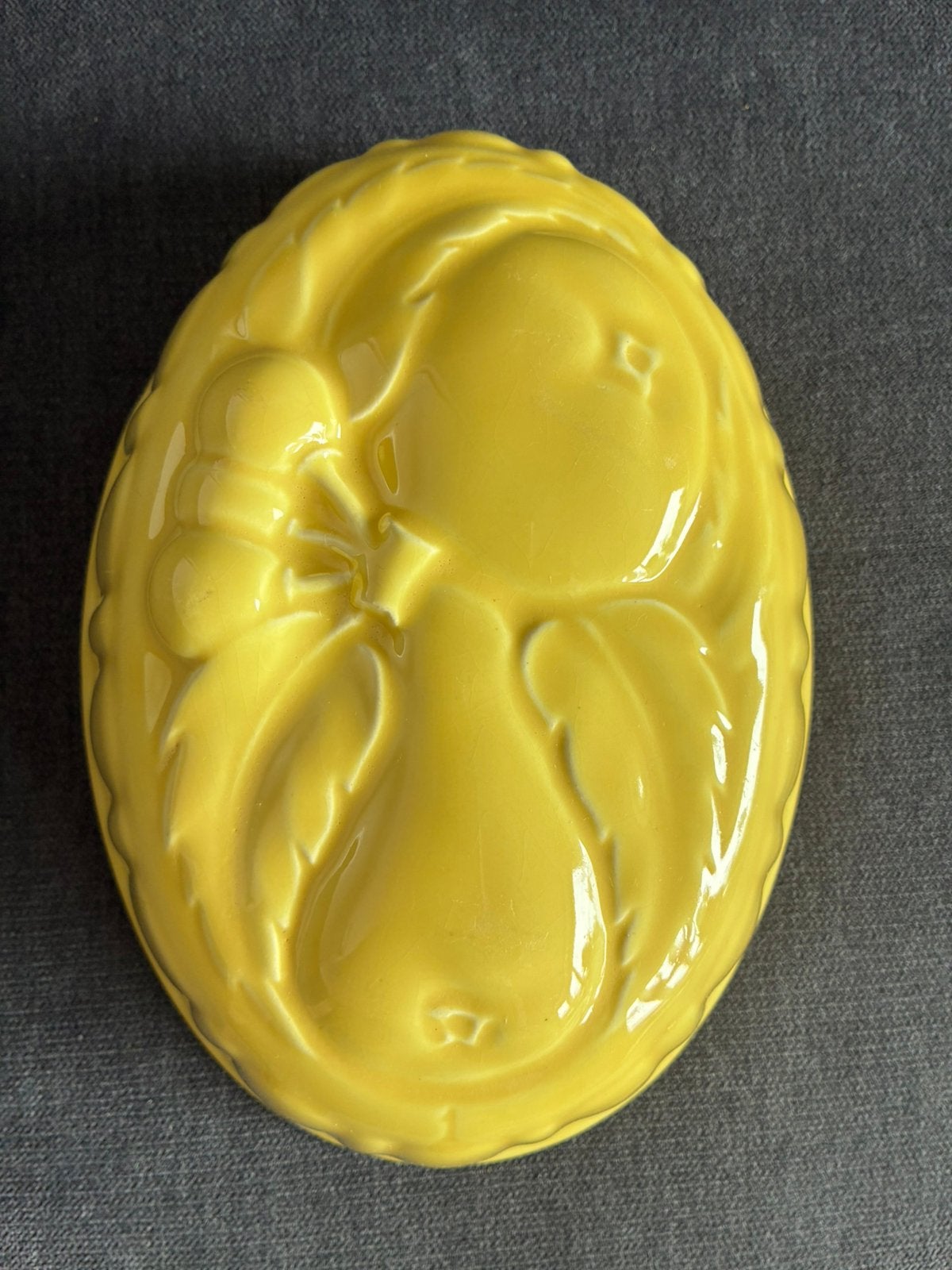 Retro vintage Gele pudding /salade vorm ovaal, Ophalen of Verzenden, Gebruikt, Geel