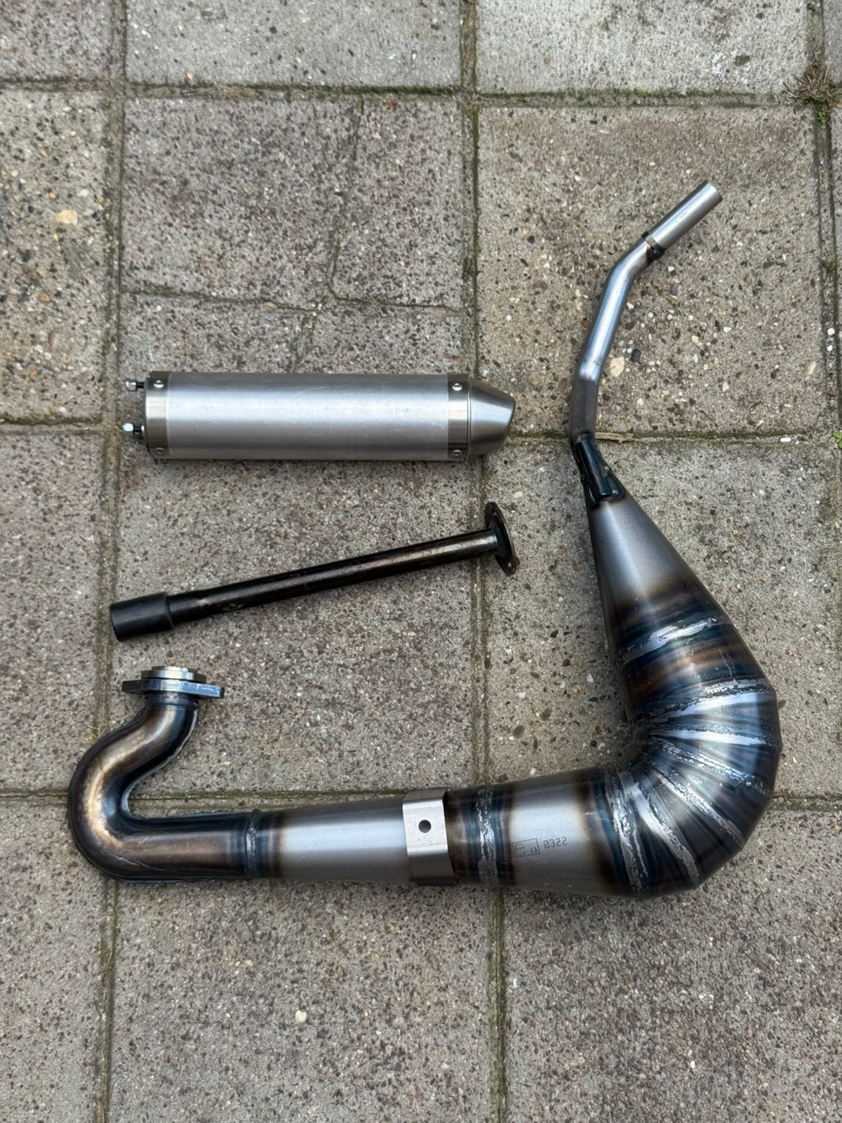 Nieuwe Gianelli uitlaat voor Derbi gpr 125 cc 2 takt, Ophalen of Verzenden, Zo goed als nieuw, Uitlaat