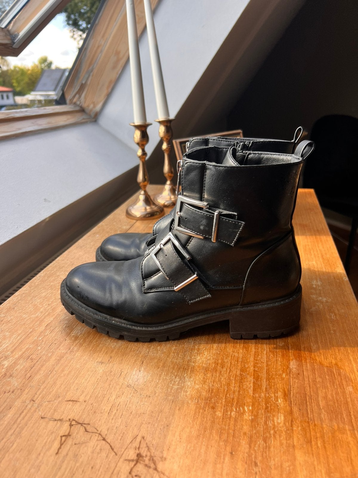 Leren Chelsea boots / enkellaarsjes zwart – maat 39 – gespen, Meisje, Schoenen, Ophalen of Verzenden, Zo goed als nieuw
