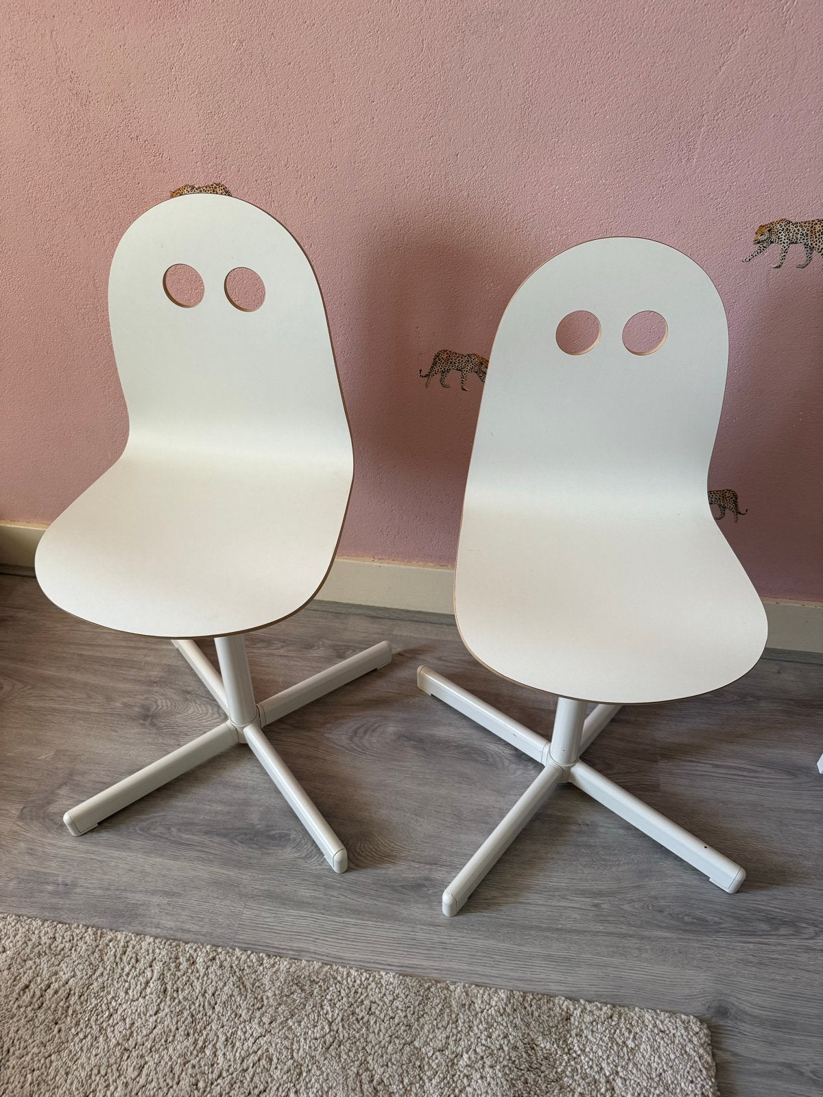 IKEA Sibben/Valfred Kinder Bureaustoelen, wit (2 stuks), Ophalen, Kunststof, Gebruikt, Twee