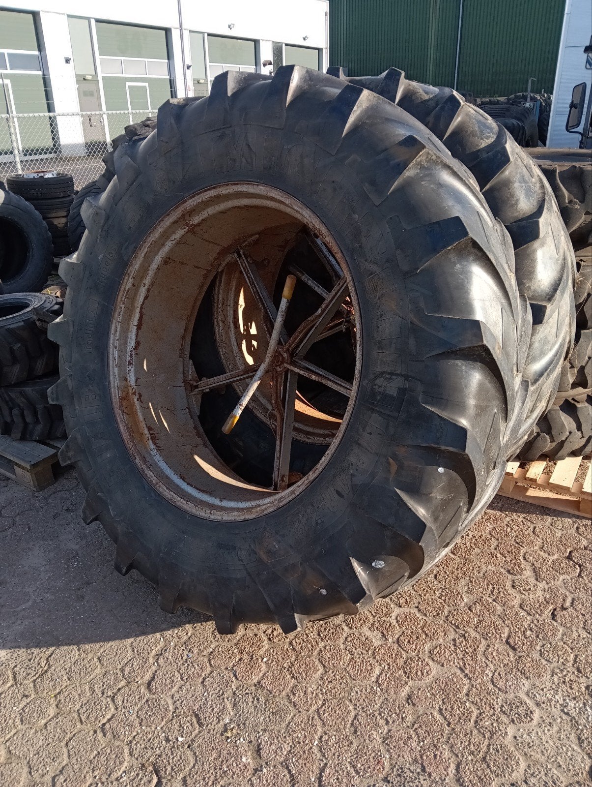 Set Dubbel lucht Molcon 5 ster 18.4R38 Michelin Agribib, Ophalen