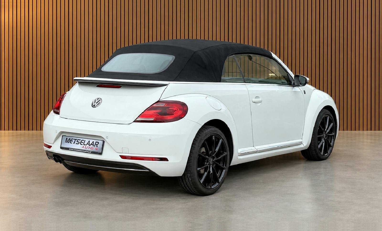 Volkswagen Beetle Cabrio 1.4 TSi 150Pk AUTOMAAT Airco/ECC, Stof, Gebruikt, 4 cilinders, 4 stoelen