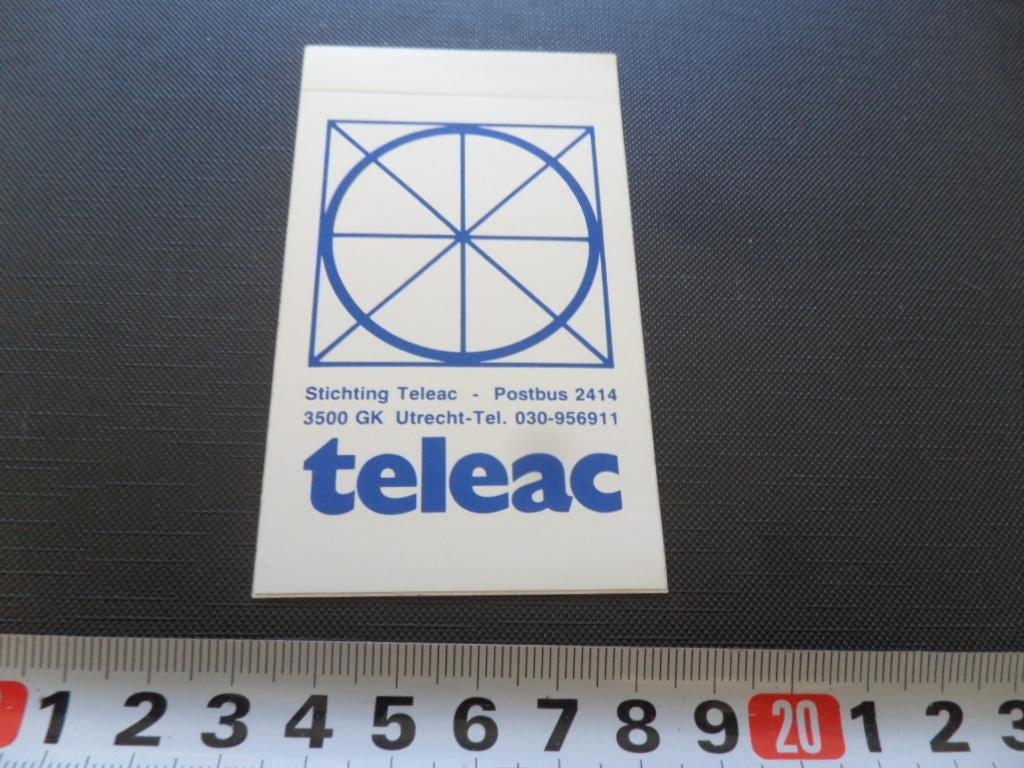 sticker Utrecht  stichting TELEAC  Wit*, Ophalen, Zo goed als nieuw