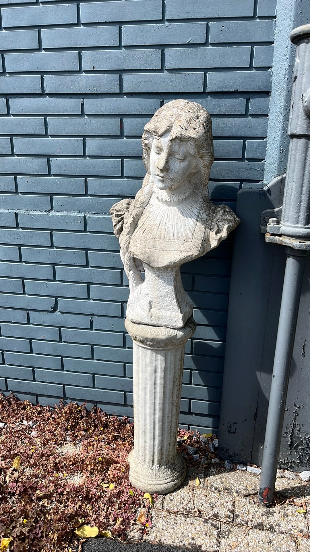 Beeld tuin steen vrouw, Ophalen, Zo goed als nieuw, Steen
